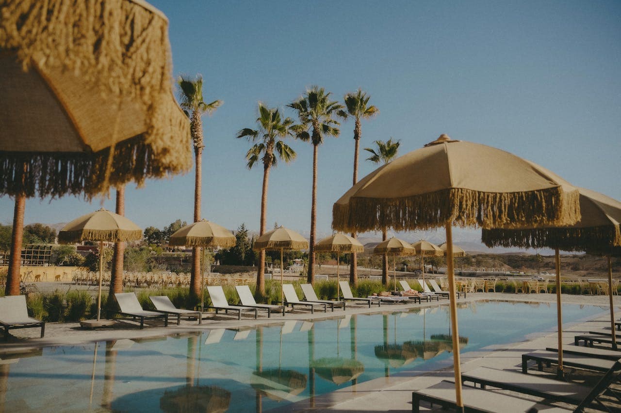 Guide Complet : Entretien de Votre Piscine Privée au Maroc